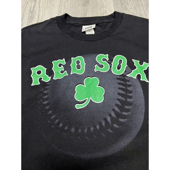 Boston Red Sox 07 Clover Black Short Sleeve Shirt - MLB Lee Sport - Size Large - Picture 3 of 8